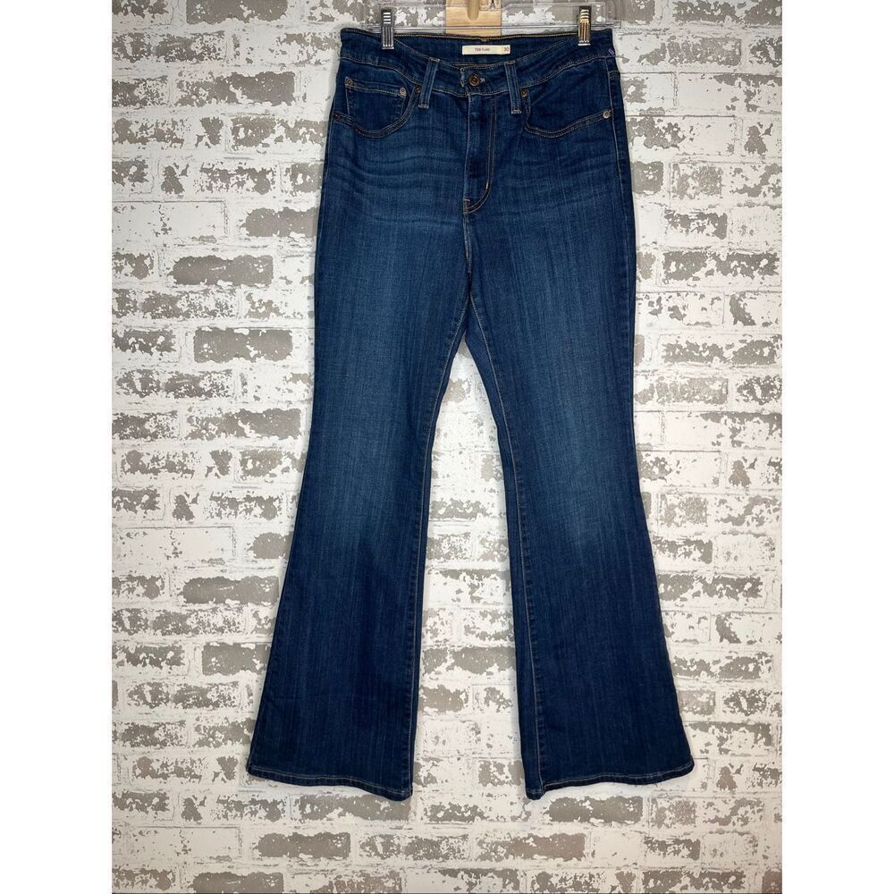 Levi’s | women 726 flare denim jeans - Picture 7 of 8